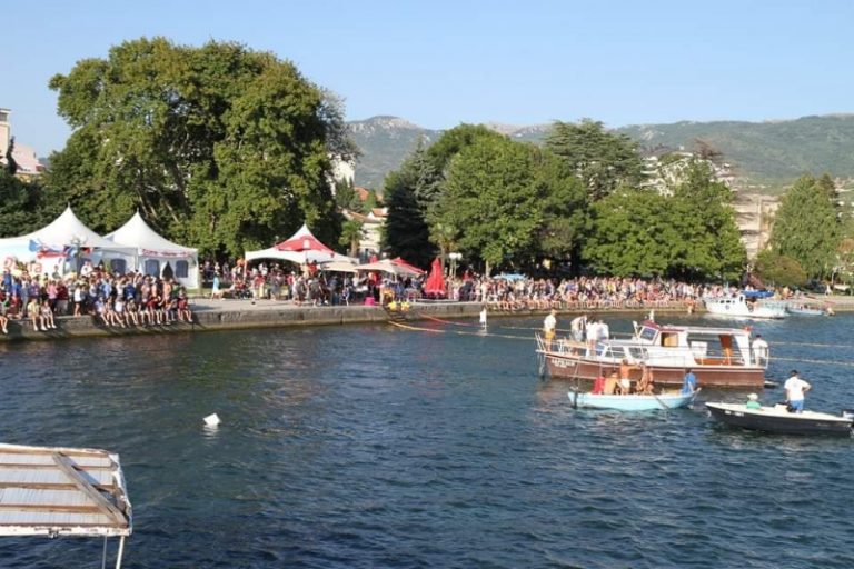 Пецаков: Охридски пливачки маратон ќе има!